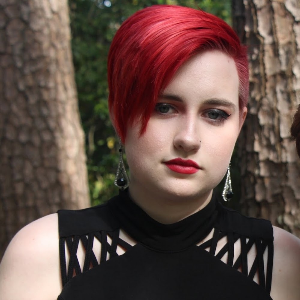 Meet your Posher, Makayla